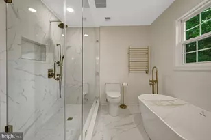 2068 Kedge Dr, Vienna, VA 22181 - Photo 37