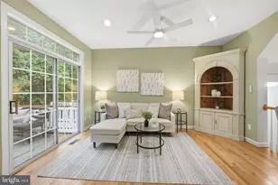 125 Roland Ct SW, Vienna, VA 22180 - Photo 11