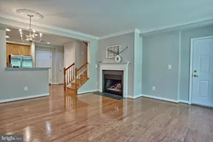 4633 Battenburg Ln, Fairfax, VA 22030 - Photo 11