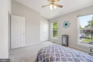 7010 Green Spring Ln, Alexandria, VA 22306 - Photo 27