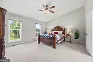 7010 Green Spring Ln, Alexandria, VA 22306 - Photo 19