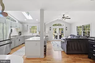 8604 Riverside Rd, Alexandria, VA 22308 - Photo 15