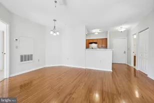 12919 Alton Square, Herndon, VA 20170 - Photo 7