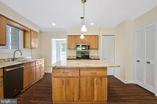 11814 Blue Spruce Rd, Reston, VA 20191 - Photo 11