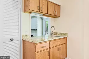 11814 Blue Spruce Rd, Reston, VA 20191 - Photo 13