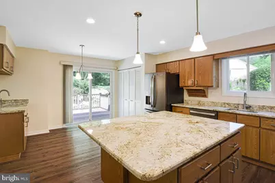 11814 Blue Spruce Road, Reston, VA 20191 - Photo 15
