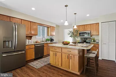 11814 Blue Spruce Road, Reston, VA 20191 - Photo 9