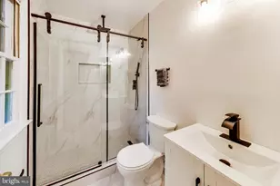 6820 Colburn Dr, Annandale, VA 22003 - Photo 25