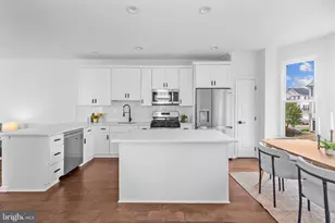 6954 Banchory Ct, Alexandria, VA 22315 - Photo 17