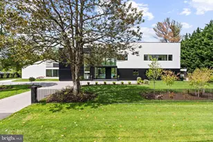 8970 Brook Rd, McLean, VA 22102 - Photo 3