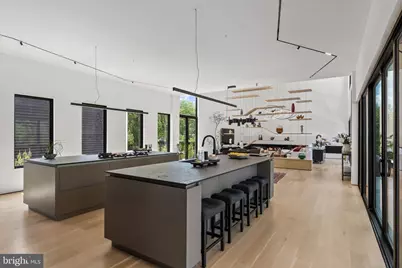 8970 Brook Road, McLean, VA 22102 - Photo 9