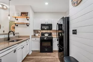 5115 Travis Edward Way, Centreville, VA 20120 - Photo 9