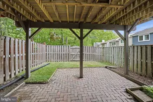 6045 Hollow Knoll Ct, Springfield, VA 22152 - Photo 29
