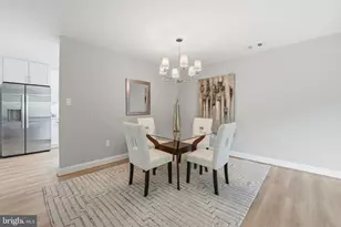 6045 Hollow Knoll Ct, Springfield, VA 22152 - Photo 9