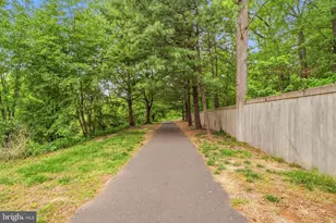 12915 Alton Square, Herndon, VA 20170 - Photo 35