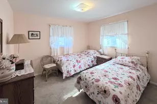 9921 Woodrow St, Vienna, VA 22181 - Photo 13