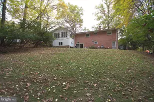 9921 Woodrow St, Vienna, VA 22181 - Photo 5
