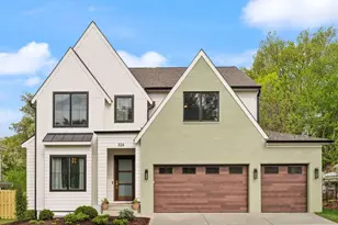 9921 Woodrow St, Vienna, VA 22181 - Photo 3