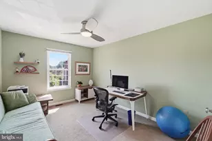 6086 Heatherwood Dr, Alexandria, VA 22310 - Photo 21
