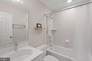 6086 Heatherwood Dr, Alexandria, VA 22310 - Photo 29