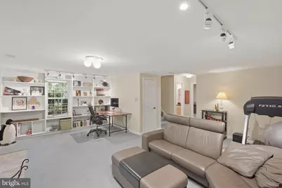 6086 Heatherwood Drive, Alexandria, VA 22310 - Photo 19