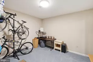 6086 Heatherwood Dr, Alexandria, VA 22310 - Photo 17