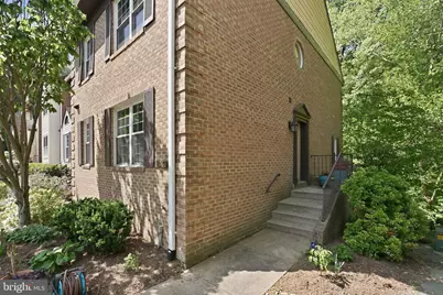 6086 Heatherwood Drive, Alexandria, VA 22310 - Photo 3