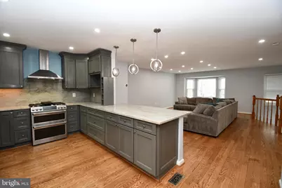 6031 Lands End Lane, Alexandria, VA 22315 - Photo 15