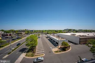 1147 Herndon Pkwy, Herndon, VA 20170 - Photo 41