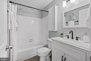 9556 Pine Bough Pl, Vienna, VA 22181 - Photo 35