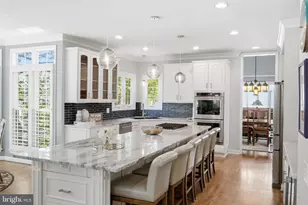 7425 Spring Summit Rd, Springfield, VA 22150 - Photo 15
