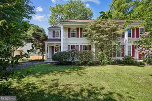 10051 Downeys Wood Ct, Burke, VA 22015 - Photo 35