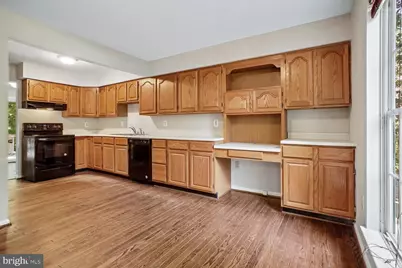 10051 Downeys Wood Court, Burke, VA 22015 - Photo 5