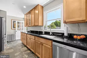 3241 Holly Hill Dr, Falls Church, VA 22042 - Photo 11
