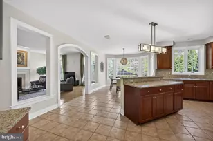 8306 Elm Grove Ct, Vienna, VA 22182 - Photo 9