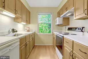 3350 Contessa Ct, Annandale, VA 22003 - Photo 9