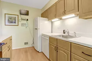 3350 Contessa Ct, Annandale, VA 22003 - Photo 11