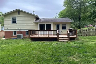 4323 Alta Vista Dr, Fairfax, VA 22030 - Photo 9