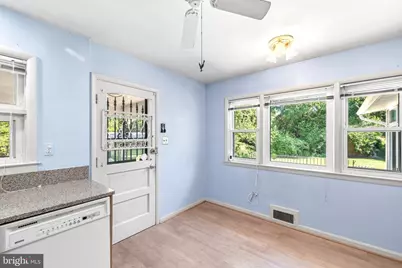 8311 W Boulevard Drive, Alexandria, VA 22308 - Photo 11
