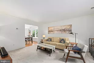 13422 Point Pleasant Dr, Chantilly, VA 20151 - Photo 5