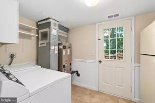 13422 Point Pleasant Dr, Chantilly, VA 20151 - Photo 33