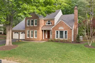 2989 Franklin Oaks Dr, Herndon, VA 20171 - Photo 3