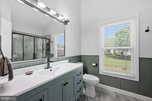 13704 Springhaven Dr, Chantilly, VA 20151 - Photo 17