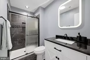 13704 Springhaven Dr, Chantilly, VA 20151 - Photo 27