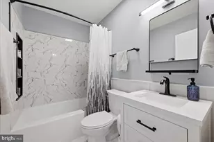 13704 Springhaven Dr, Chantilly, VA 20151 - Photo 21