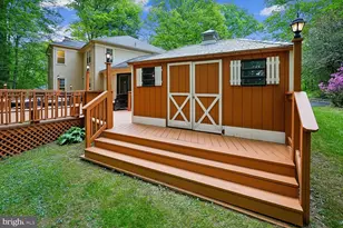 11732 Stuart Mill Rd, Oakton, VA 22124 - Photo 73