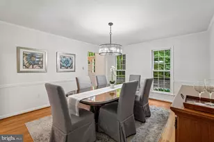 11732 Stuart Mill Rd, Oakton, VA 22124 - Photo 9