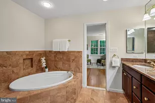 11732 Stuart Mill Rd, Oakton, VA 22124 - Photo 39