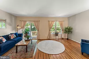 7027 Solomon Seal Ct, Springfield, VA 22152 - Photo 11