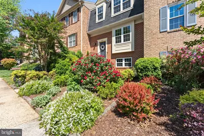 7027 Solomon Seal Court, Springfield, VA 22152 - Photo 3